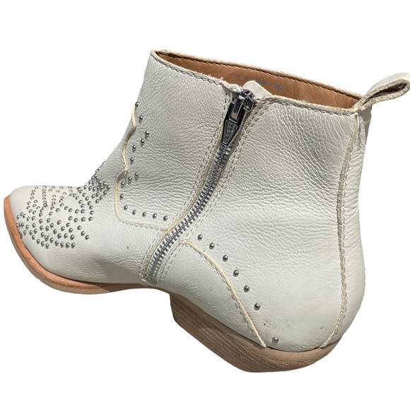 Dolce Vita white studded western cowboy boots - Picture 7 of 10